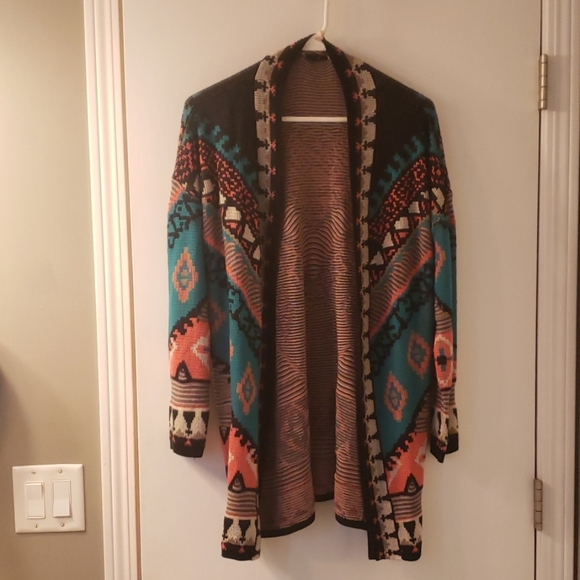 Flying Tomato Tops - 🏕 Aztec Cardigan